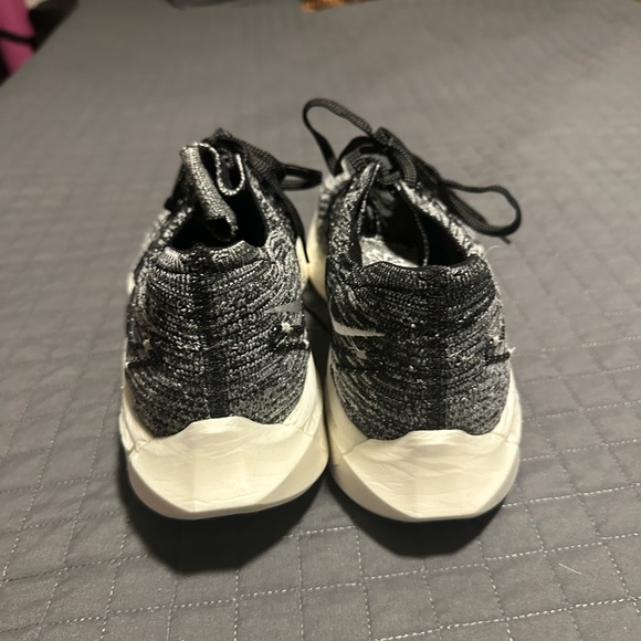 Nike Pegasus Turbo - Picture 2 of 4